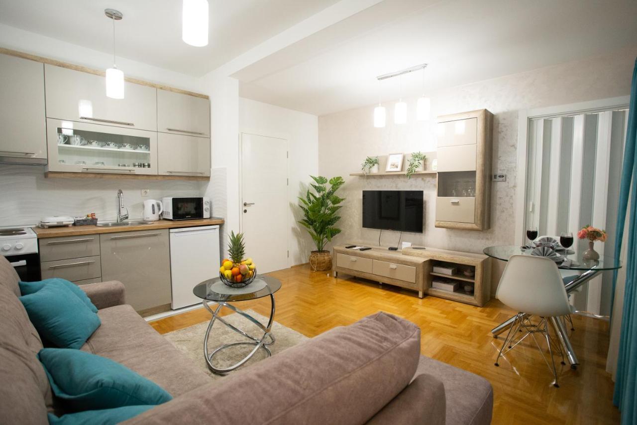 Apartman Sunset 스렘스카 미트로비차 외부 사진